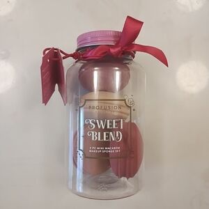 Profusion Cosmetics Sweet Blend 4 pc Macaroon Holiday Makeup Sponge Set